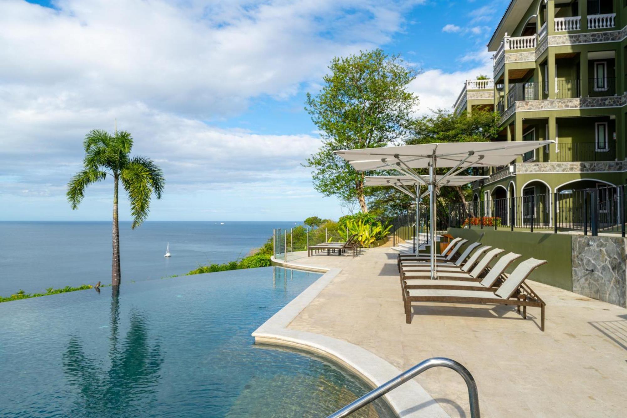 360 Splendor Del Pacifico Residences Playa Flamingo Exterior photo