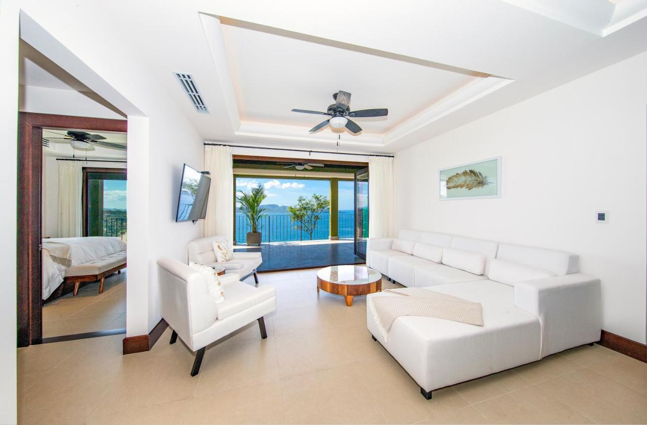 360 Splendor Del Pacifico Residences Playa Flamingo Exterior photo