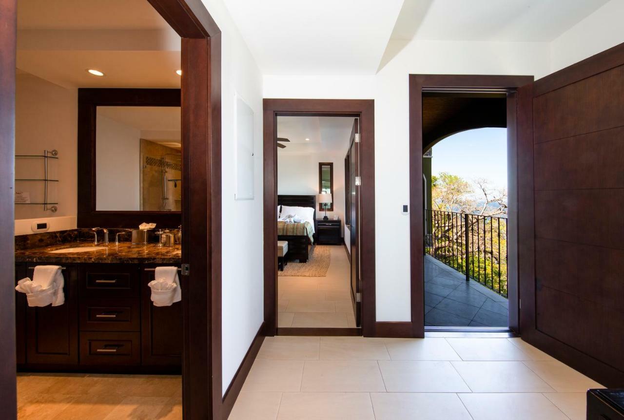 360 Splendor Del Pacifico Residences Playa Flamingo Exterior photo